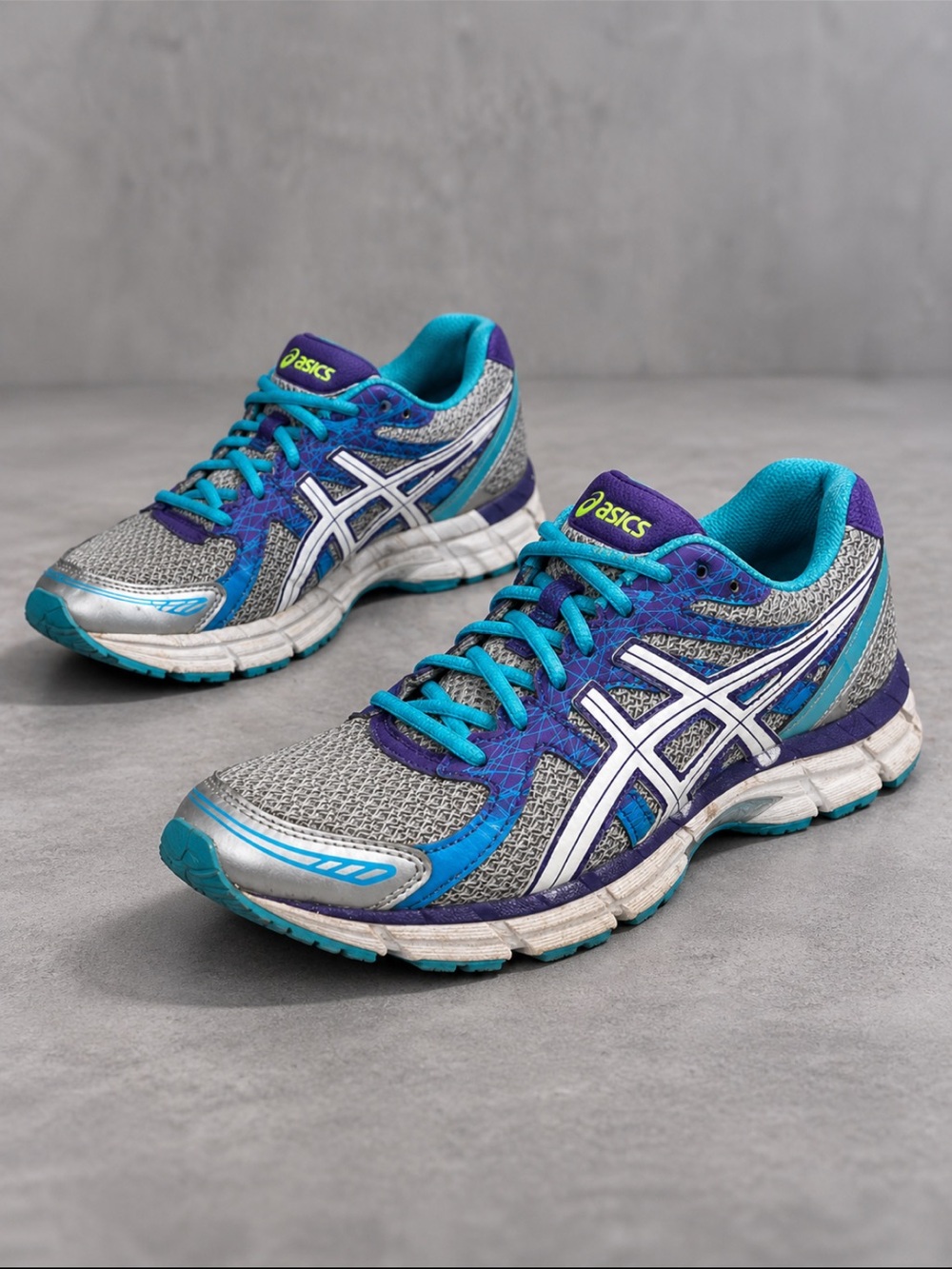 ✨ ASICS Women’s Athletic Running Shoes Size 7
